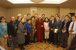 His Holiness the Dalai Lama with a group of Chinese writers after their meeting in New York on October 21, 2013. Photo/Jeremy Russell/OHHDL