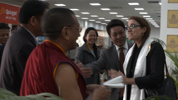 US Special Coordinator for Tibetan Issues Under Secretary Sarah Sewall being welcomed at the Kangra airport by Kashag Secretary Ven Karma Gelek Yuthok, DIIR Secretary Tashi Phuntsok and SARD Secretary Ngodup Dorjee. 